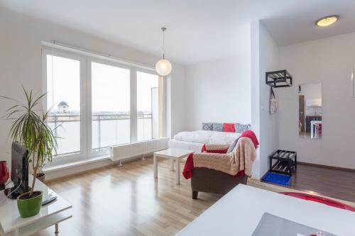 Tatras View Apartment Poprad Center with Balcony & Free Parking