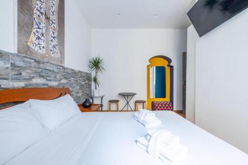Modern Room - Private Bathroom - Central Rome