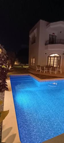 Charming 600sqm villa with a large garden pool