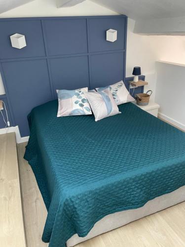 Appartement classé 3 étoiles face à la plage de la Nartelle avec place de parking privative
