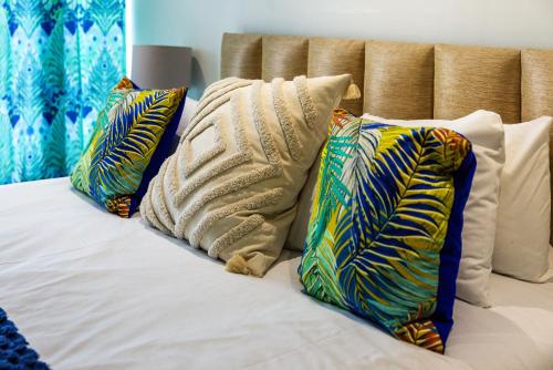 Luxury 1BR Seafront Apartment photo 71