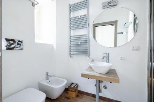 Bright Room - Private Bath - Center of Rome