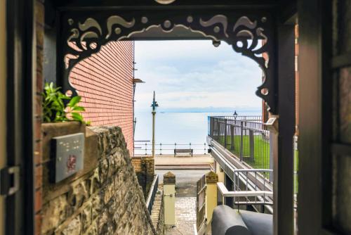 Seafront Cottage - The Nook photo 12