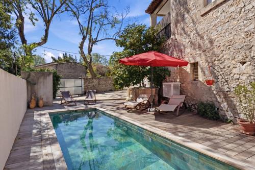 Bardelours 1 Charming house with swimming pool in the heart of the Pic Sa