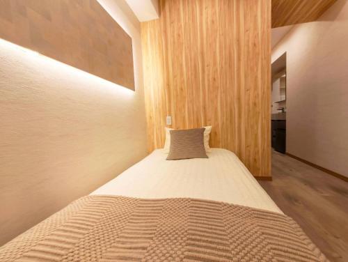 205 东京新宿高田马场温馨两室民宿 Shinjuku T akadanobaba Cozy 2BR Apart ment 步行可达车站 山手线直达涩谷新宿池袋 适合家庭朋友情侣旅行长期入住 Quiet Family St ay in Tokyo