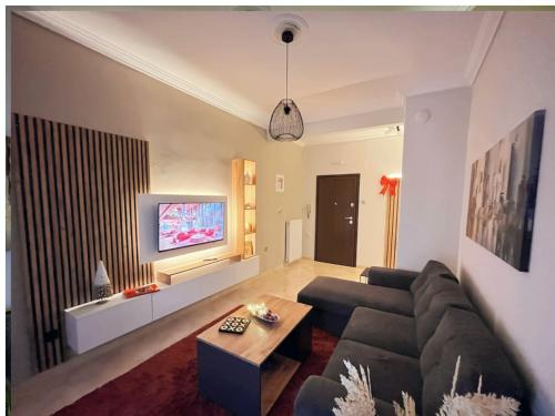 Maison Centrale - Free Private Parking - Luxury Stay in Serres Center