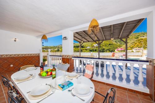 Villa Maria Gomez