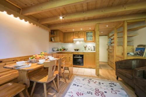 Grand Roc A103 from Slopes 150m, & Parking - Happy Rentals