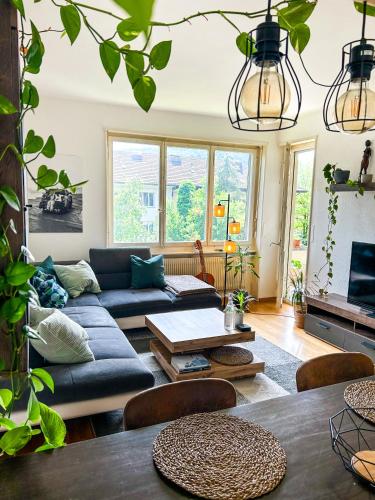 Cozy room in shared apartment next to the Aare