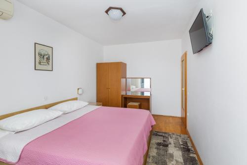 Studio Baska Voda 301c