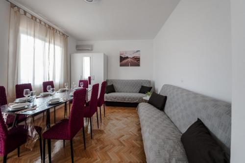 Family friendly seaside apartments Seline, Paklenica - 25504