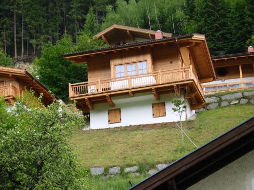 Chalet in Wald im Pinzgau near Ski Area