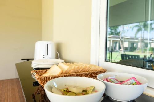 Mad på resortet eller i nærheden