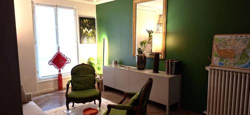 Chambre calme pour les femmes - Paris animé