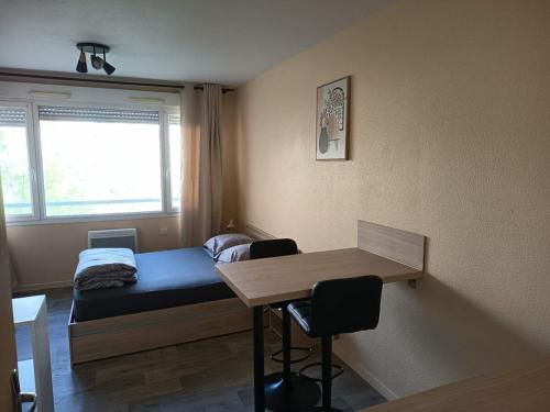 STUDIO proche Université et Hôpital 2 personnes