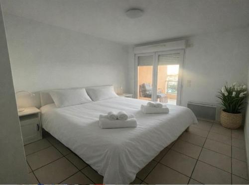 Parc Exflora with Parking, 2BR Apartment photo 3