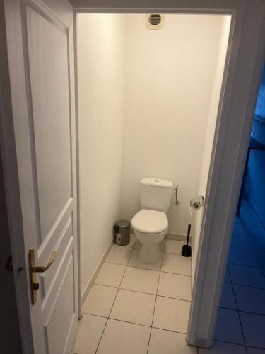 Parc Exflora with Parking, 2BR Apartment photo 10