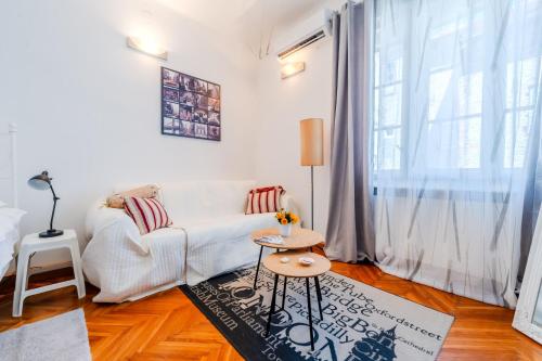 Cozy Studio in the Center of Zagreb - Happy Rentals