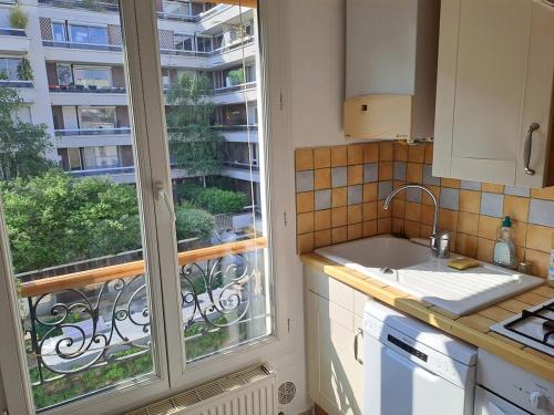 Appartement lumineux et calme au cœur du 11ème