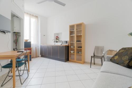 GuestHost - Comfy Studio X2 in Navigli District