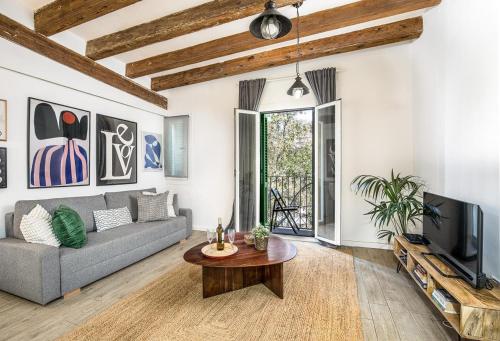 Lovely flat at Sagrada Familia