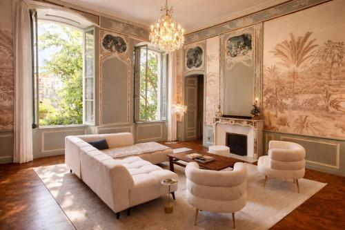 Les Suites de Montigny Grands appartements sur Jardin Prive