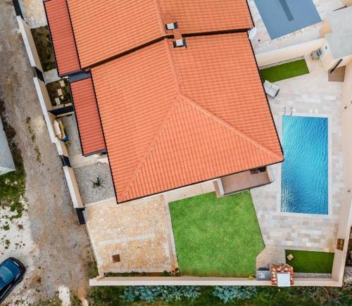 Holiday Home Fulia with pool