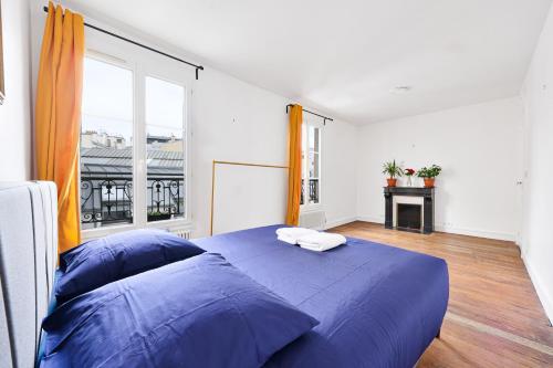 2BR Apartment Near Metro & Canal Saint-Martin