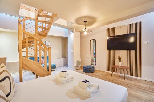 Residence centre de Paris by Studio prestige