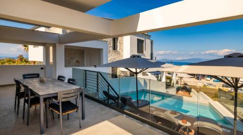 The Four Villas No3 Hanioti by Luxlikehome