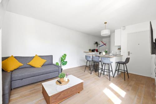 Charming 1-Bedroom Mezzanine in Saint-Germain