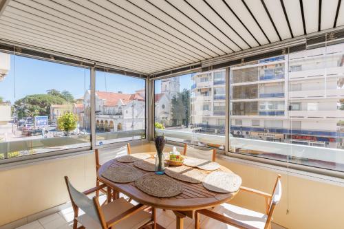 Upstays Elegant T2 with loggia