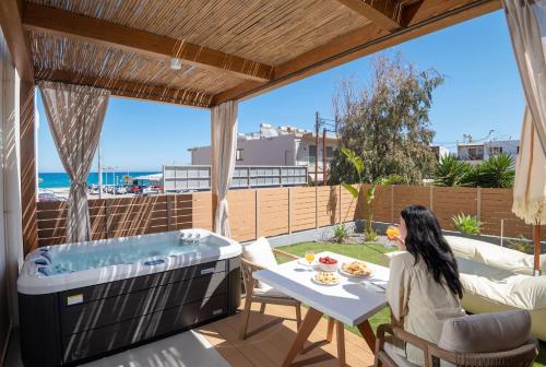 Premium Seaview Suites with Jacuzzi & Private Parking