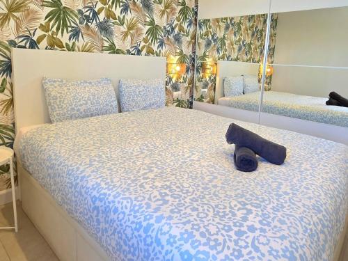 La Nogalera Vistas Modern 3bed 2 Bath with seaviews and private parking by NAMASTE ELITE