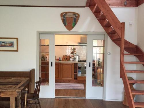 Kuchyň nebo kuchyňský kout v ubytování Greenwoods cottage