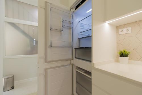 Stunning River View 3BR near Alfama - Renovated