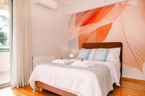 2BR home with Parking close to YGEIA, Mitera & OAKA