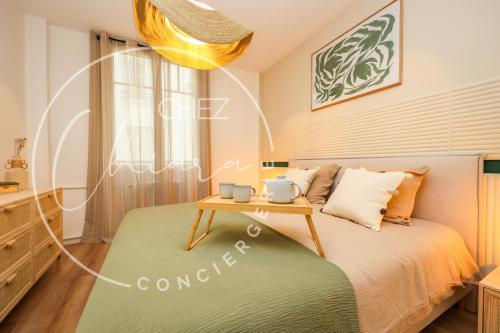 EIFFEL TOWER Charming and Modern Flat