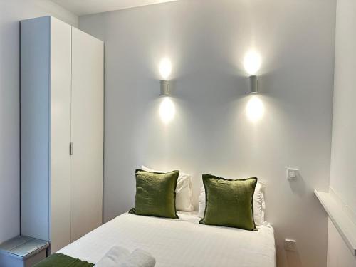New 402 Suite Brigitte-Cosy Apartment Paris Center