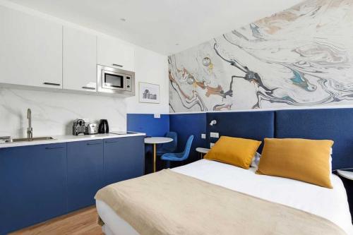 Modern Sutdio for 2 with A-C - Near Montmartre