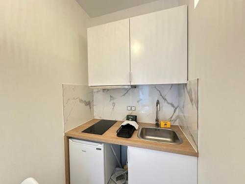 New 403 Suite Rose - Cosy Apartment Paris Center