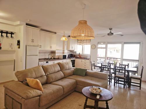 Lovely Town Centre Apartment