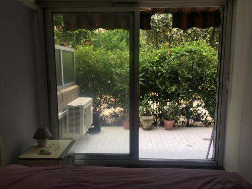 Bel appartement à Juan Les Pins, à 700 m des plages et proche du vieil Antibes