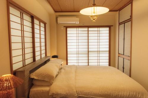 Japandi hotel 4BR Groups up to 8 Local Tokyo Feel