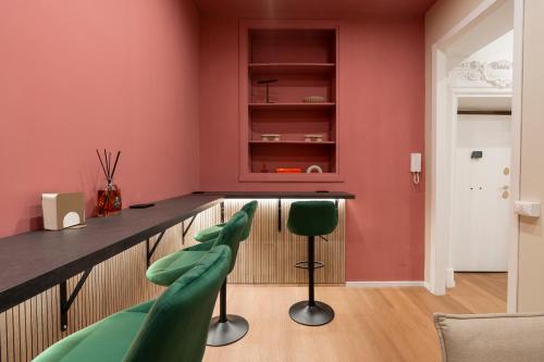ReRent Rooms - 81 Manzoni Guesthouse