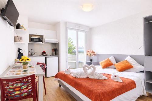 5 Mins to Train Station - Free Parking Space - DisneyLand - Dolce Vita I