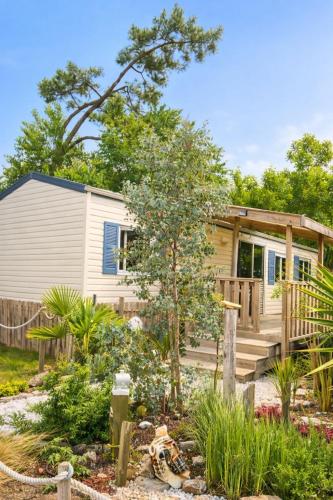 La Pinède Ensoleillée au Camping La Dune Blanche