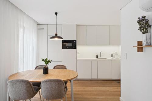 Brand new luxurious 2-Bedroom Duplex