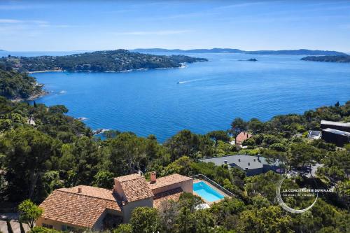 Villa La Sarrazine - Port du Niel - Vue Mer