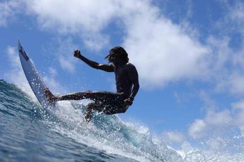Oceana Surf Maldives - Kudahuvadhoo Surf Retreat